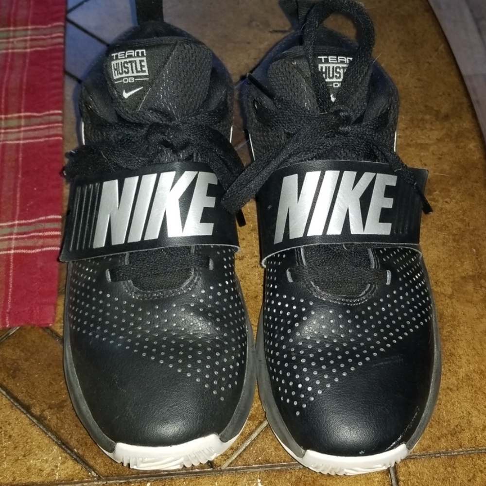 Boys team hustle Nike shoes